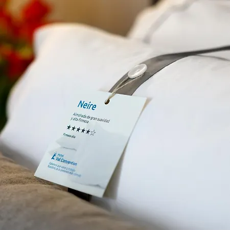 Val Convention Hotel 3*